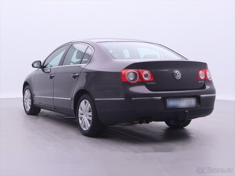 Volkswagen Passat 2,0 TDI 103kW Highline CZ (2008) - 3