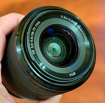 Sony FE 28-70/3.5-5.6 OSS - 3