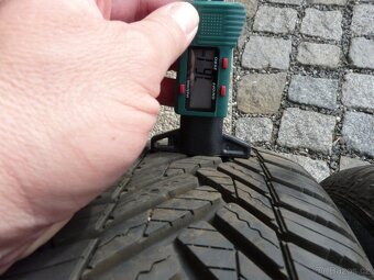 ZIMNÍ PNEU + DISKY FORD HANKOOK 175/65R14 - 3