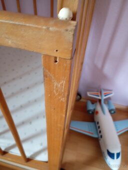 Dětská postýlka vc. 2 matrací a prosteradla - 3