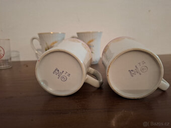 Prodám starožitné hrníčky Madein Scehoslovakia,skleničky - 3