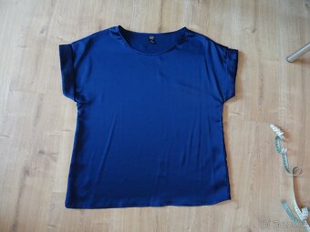 Tričko, halenka styl satén - vel. M, půlnoční modř - 3
