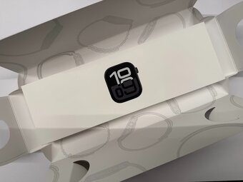 Apple Watch Series 10 GPS+Cellular 42mm - 3