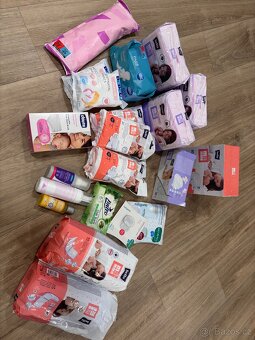 Poporodní potřeby + plínky - 3