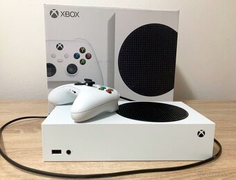 Xbox Series S - 500GB bílý - 3