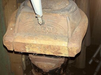 kamna, hystorická, pěkná. - 3