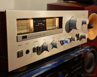 Zesilovač SANSUI - 3