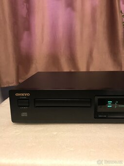 Onkyo - 3