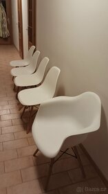 Židle  umělohmotná - 3