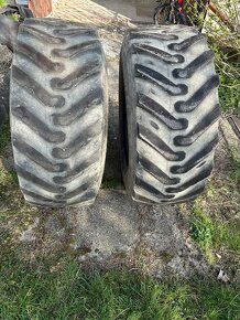 Prodám pneu Michelin Power CL, Traktorbagr CAT - 3