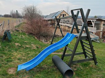 Dětské hřiště se skluzavkou - 3