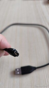 Nabíjecí a komunikační kabel pro hodinky Garmin - 3