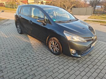 Toyota Verso 1.8 VVTi - 3