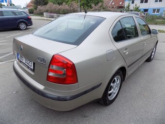 Škoda Octavia 1.6i 75 KW ČR, 2 sady kol - 3