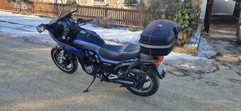 Honda vf750sports výměna - 3