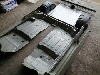 Práh Suzuki Samurai. - 3