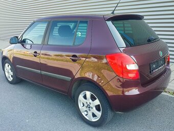 2011 facelift Škoda Fabia 1.4i 16V 63 kW - 3