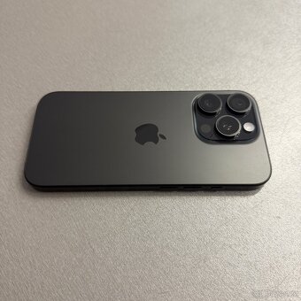 iPhone 16 Pro 128GB, pěkný stav, 12 měsíců záruka - 3