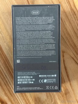 Apple iPhone 8 64GB černý + krabička, bat. 83% - 3