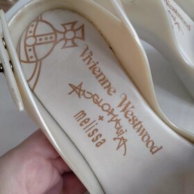 Vivienne Westwood sandalky s cervenym srdickem - 3