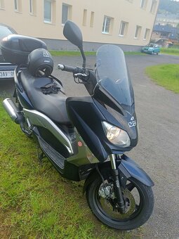 Skůtr Yamaha X-MAX  125  / 10,5 kw - 3