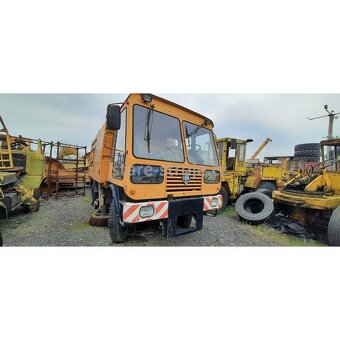 Zametací vůz IFA KM2301 - 3