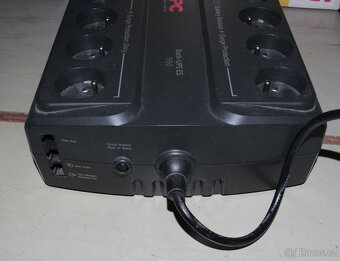 Záložní zdroj APC - Back UPS - 3