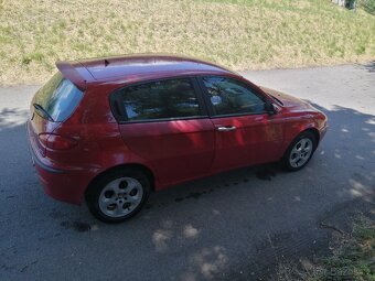 ALFA ROMEO 147 JTD - 3