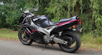 Yamaha FZR 1000 EXUP - 3