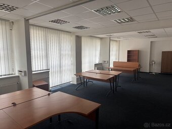 Pronájmu kanceláře + možnost pronájmu skladů. - 3