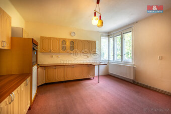 Prodej rodinného domu, 242 m², Kroučová - 3
