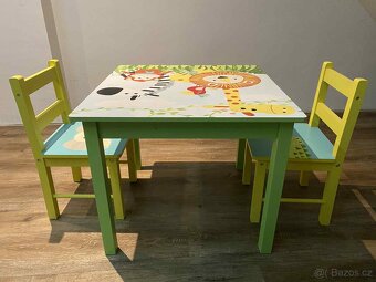 Stolek a židle - 3
