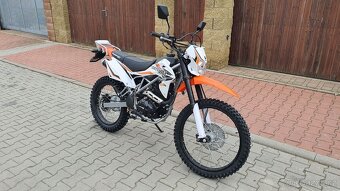 Motorka Mikilon Defender 250RR kola21/18 oranžová - 3