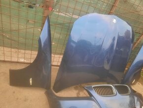 BMW E91 facelift - predni cast - 3