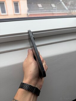 Apple iPhone 16 pro max 512GB černý titanium black - 3