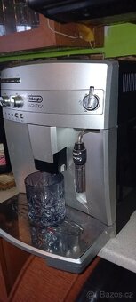 Kávovar Delonghi Magnifica - 3