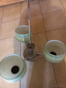 Lustr chrom a dvě lampičky. - 3