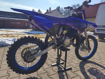 Yamaha yz85 - 3