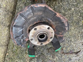 těhlice z Octavia 2 1.9 TDi - 3