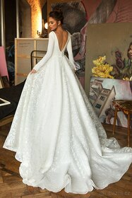 Luxusní nenošené svatební šaty, Bonna 40 EU (M) - 3