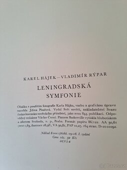 Dvě staré sovětské knihy fotografií - 3