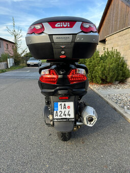 MaxSym 600i limitka-plovoucí kotouče a sklopná zrcátka - 3