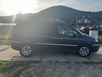 Citroen C8 2.2 HDi 125 kW – 7 míst, tažné, automat - 3