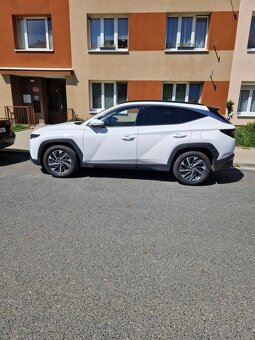 HYUNDAI TUCSON - 3