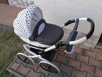 Kočarek pro panenky - 3