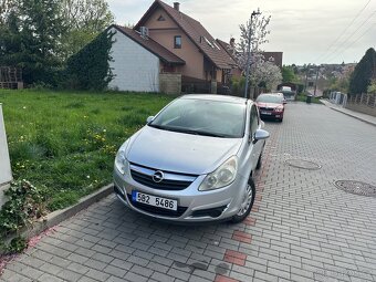 Prodám Opel Corsa 1.0 – r.v. 2007, 91 000 km, 1. maji - 3