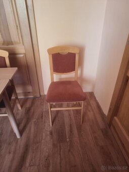 Rozkládací jídelní stůl+ 4 židle - 3