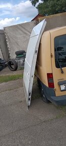 Prodám boční dveře na Renault Master 10-2024 - 3