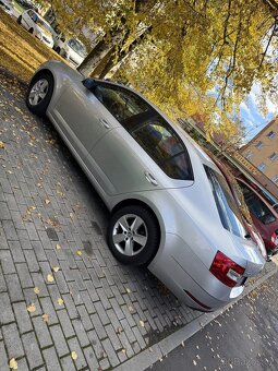 octavia 1.6tdi 10/2018 - 3