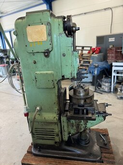 Svislá obrážečka , HOV 16 , - více ks - 3